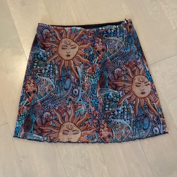 Adorable never worn celestial print mesh skirt Y2K 2000s size Med - Picture 1 of 2